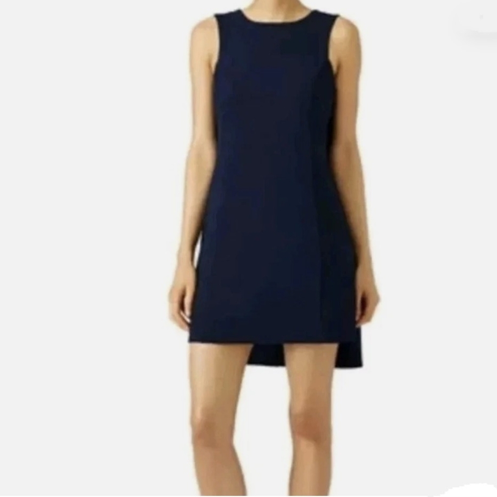 Trina Turk Elegant Navy Sleeveless Dress Size 4 With A Fun And Elegant Cape